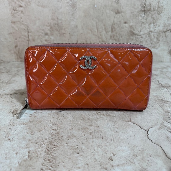 Chanel Quilted Wallet - Rust - Picture 2 of 8